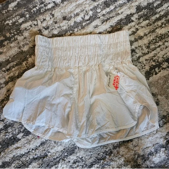 NWT Free People Movement The Way Home Shorts •Optic White •Medium - Picture 4 of 6